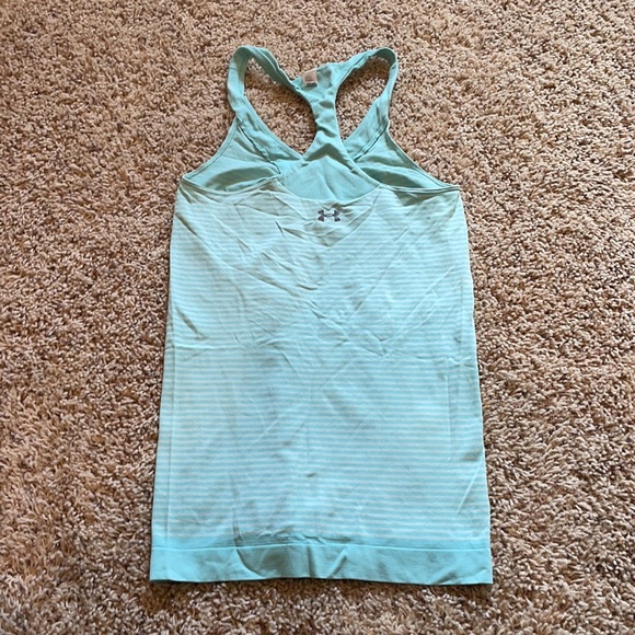 Under Armor Tank - Picture 2 of 3